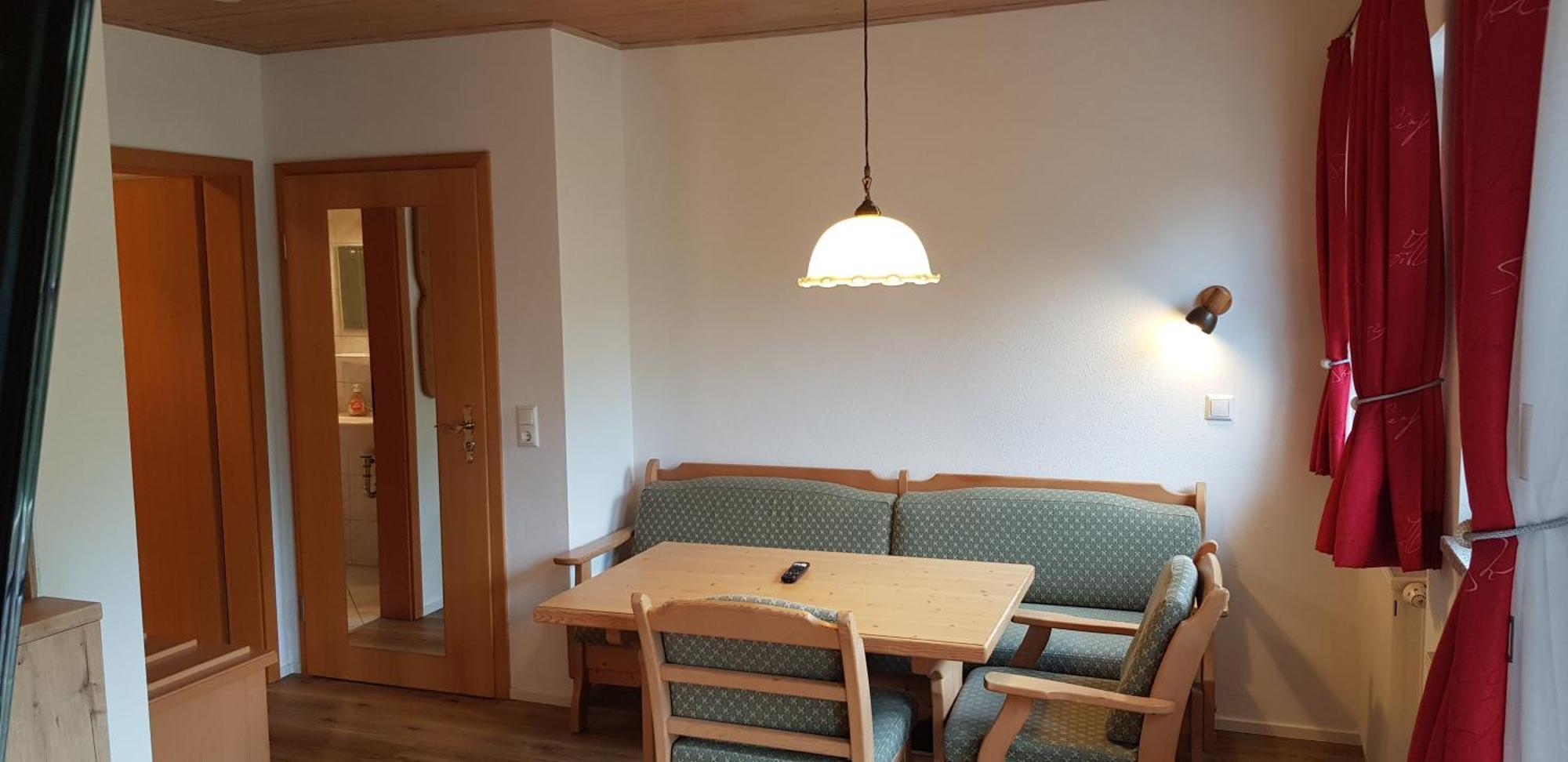 Gaestehaus Guggomos "Hopfen Am See" Fussen Room photo